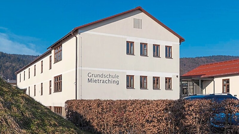Die Mietrachinger Grundschule.