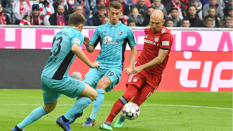 Im Formtief: Arjen Robben (re.) beim FC Bayern.