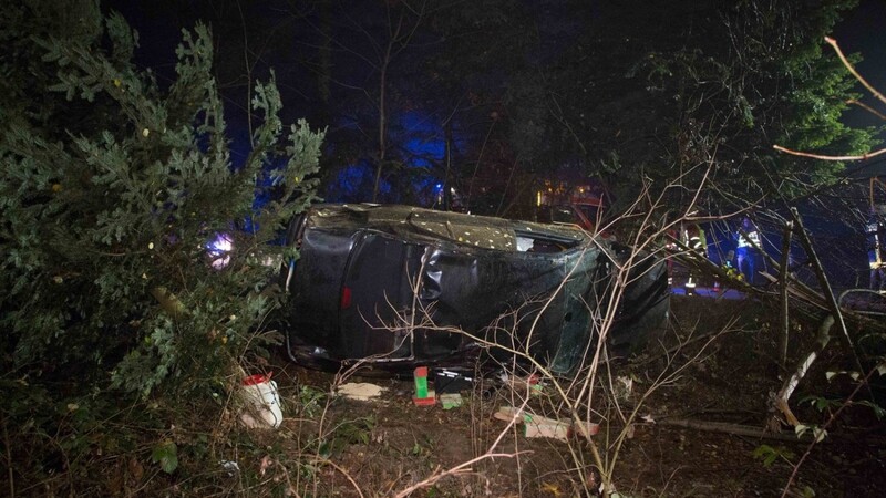 Am Montagabend ist es zu einem schweren Unfall in Reisbach gekommen. Zwei Autofahrer sind mit Verletzungen in ein Krankenhaus gekommen.