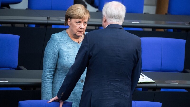 Bundeskanzlerin Angela Merkel und Noch-CSU-Chef Horst Seehofer haben ungezählte Konflikte hinter sich.