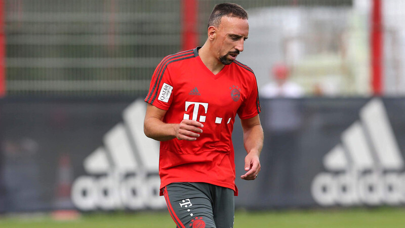 Franck Ribéry hat am Mittwoch nicht nur Trainiert - er musste auch zu einem klärenden Gespräch mit dem TV-Experten antreten, den er nach dem Spiel gegen den BVB angegriffen hatte. (Archivbild)