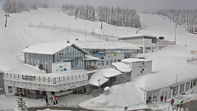 Am Großen Arber sind alle kleinen Skilifte wieder offen.