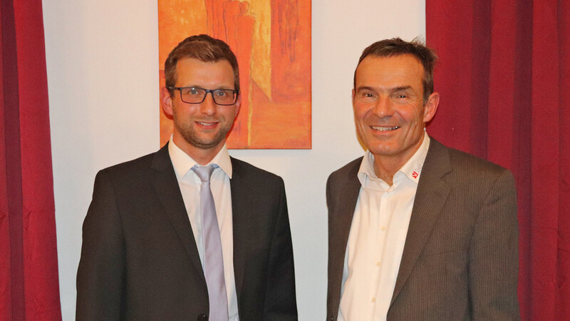 Betriebswirt Sebastian Schweiger (links) und Regionalmanager Georg Straßer.