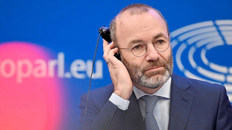 Für Manfred Weber, Präsident der europäischen Parteienfamilie EVP sowie dessen Fraktion im Europaparlament, scheint es derzeit nicht zu laufen.