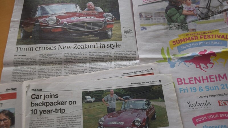 Bei seiner Jubiläumstour mit Oldtimer kam der Unterspechtrainer in Neuseelands Tageszeitungen ganz groß raus.