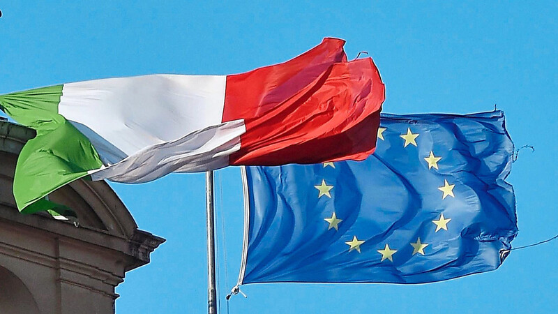 Der Schuldenstreit zwischen der Europäischen Union und Italien eskaliert.
