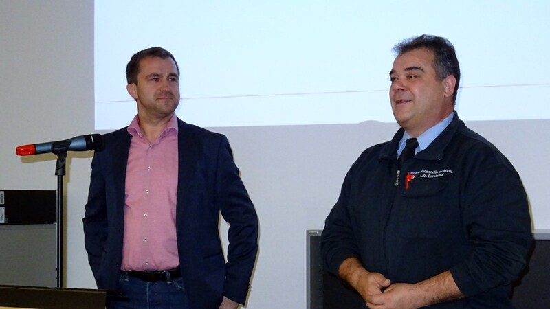 Andreas Klein und Karl Hahn plädierten für eine einheitliche landkreisweite Verwaltungssoftware für die Feuerwehren.