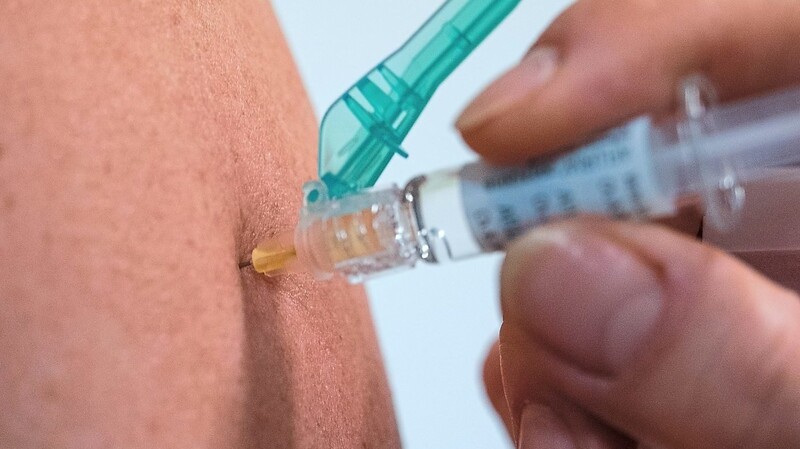 Wer jetzt noch nicht gegen Grippe geimpft ist, der wird es kaum noch schaffen. Der Impfstoff ist aus.