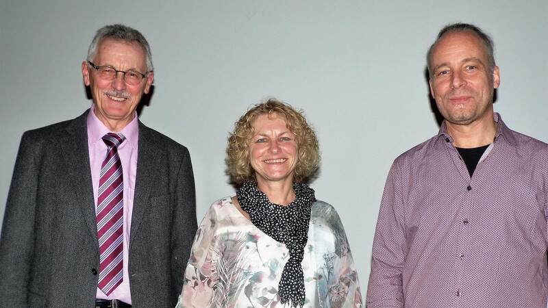 Lotte Engl bedankte sich bei Professor Dr. Christian Laforsch und (rechts) Rudolf Mahlmeister für ihren Besuch bei der Veranstaltung der Frauen Union.