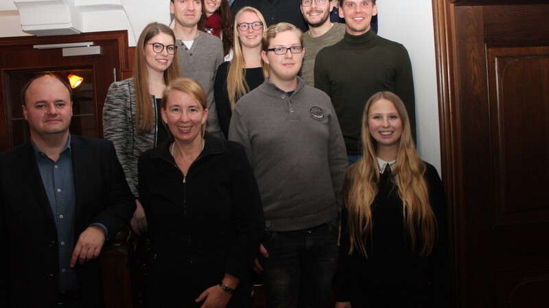 Verändert hat sich die Vorstandschaft der Jungen Union Bad Kötzting, an deren Spitze jetzt Christina Staudinger (vorne rechts) steht.