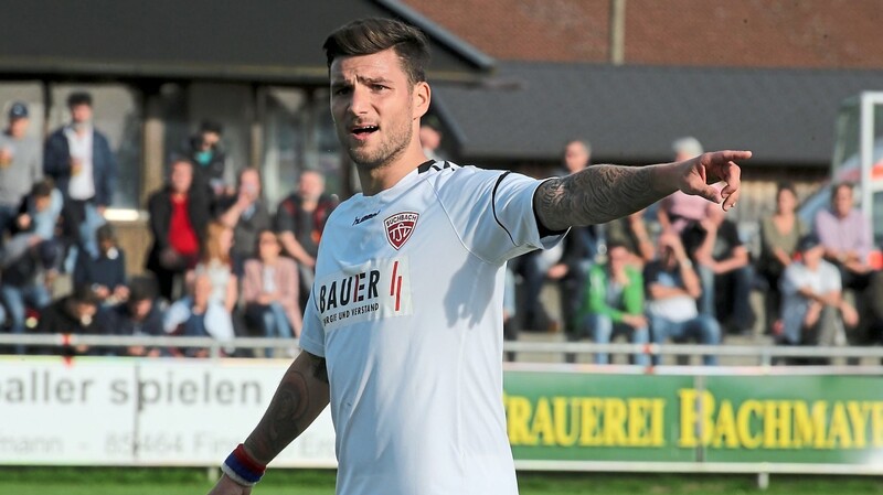 Alks Petrovic erzielte in Aschaffenburg mit seinem dritten Saisontor den 1:1 Endstand.