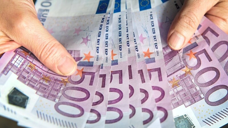 Im Kampf gegen internationale Geldwäsche haben die Staatsanwaltschaft München und das BKA in einer gemeinsamen Aktion Vermögenswerte im Wert von rund 50 Millionen Euro beschlagnahmt.