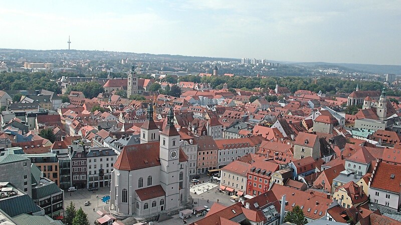 Regensburg steht im Vergleich zu anderen Städten finanziell gut da, sagt Finanzreferent Georg Stephan Barfuß.
