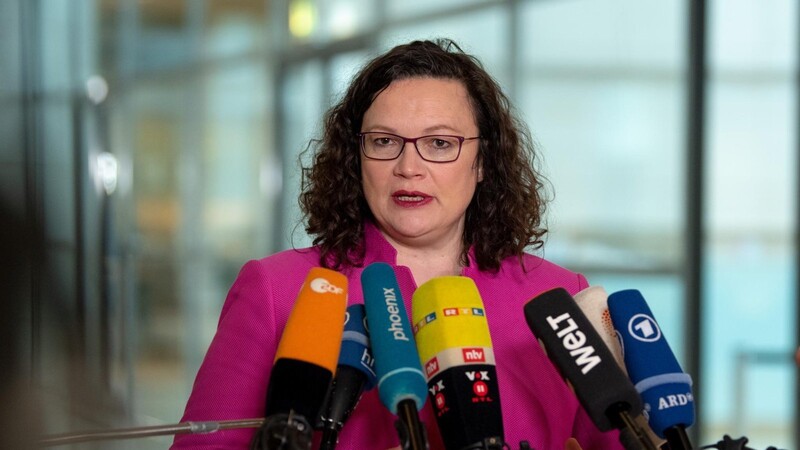 Der parteiinterne Gegenwind für SPD-Chefin Andrea Nahles wird schärfer.