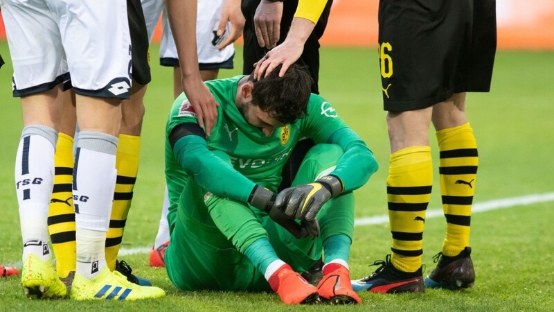 Enttäuschung bei Borussia Dortmund, nachdem das Team eine 3:0-Führung verspielt haben.