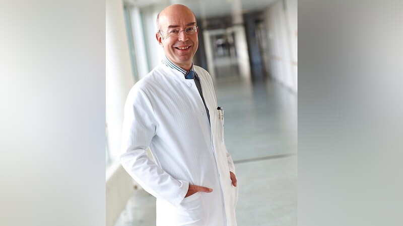 27 Jahre lang war Professor Michael Nerlich das Gesicht der Unfallchirurgie am Uniklinikum Regensburg.