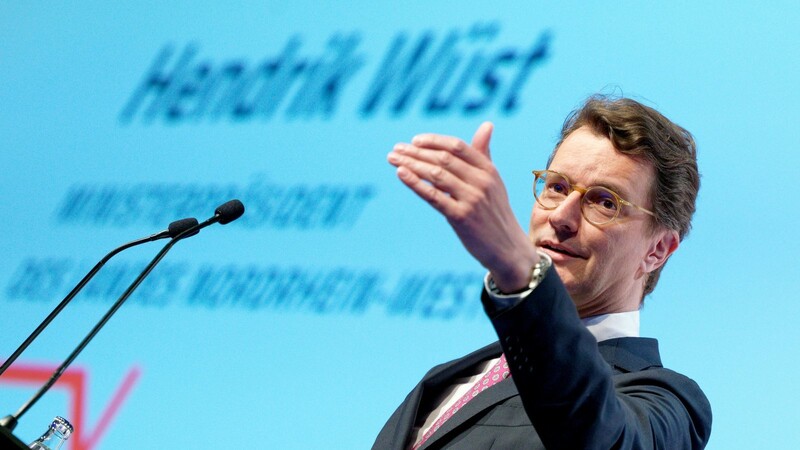Hendrik Wüst mausert sich zuletzt zum ernstzunehmenden Konkurrenten von CDU-Chef Merz um die Kanzlerkandidatur.