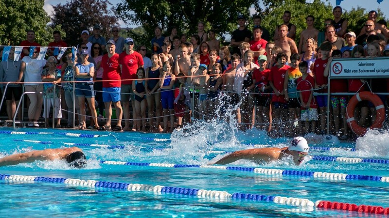 Freunde des Schwimmsports können sich aufs Wochenende freuen, wenn im Freibad der Bergstadt das 23. Internationalen Sprintertreffen des SSC Landau stattfindet.