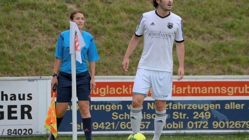 Lucas Altenstrasser heuert zusammen mit Bert Hierl bei Fortuna Regensburg an.