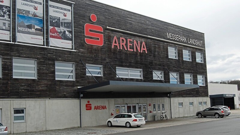 "Wenn außerhalb der Halle eine Veranstaltung stattfindet, können wir die Lautstärke nicht so dämmen wie im Inneren des Gebäudes", sagt der Geschäftsführer der Sparkassen-Arena.