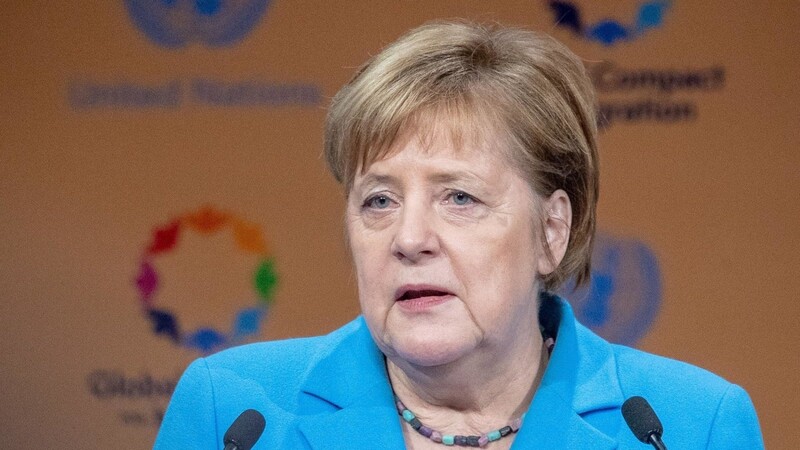 Angela Merkel verteidigt in Marrakesch den multilateralen Ansatz des Migrationspakts.