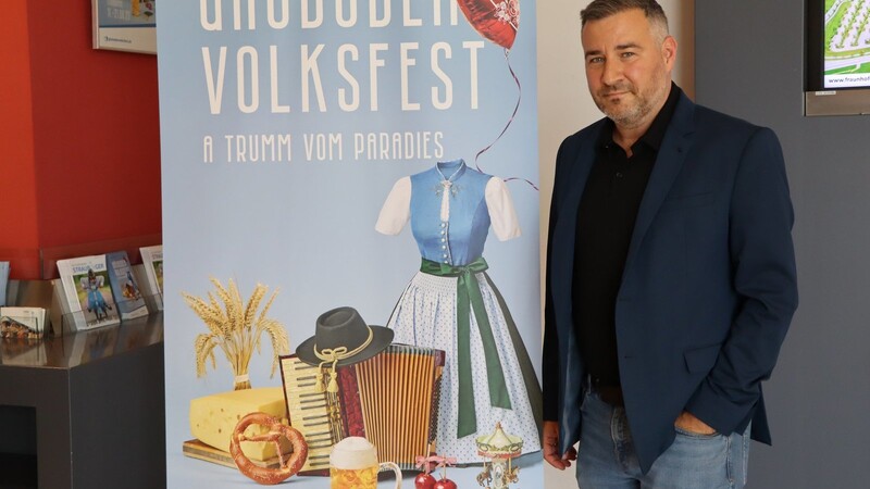 Daniel Winklmaier ist der neue Betriebsleiter und Prokurist der Ausstellungs- und Veranstaltungs GmbH. 2023 ist das erste Gäubodenvolksfest in seiner Verantwortung.