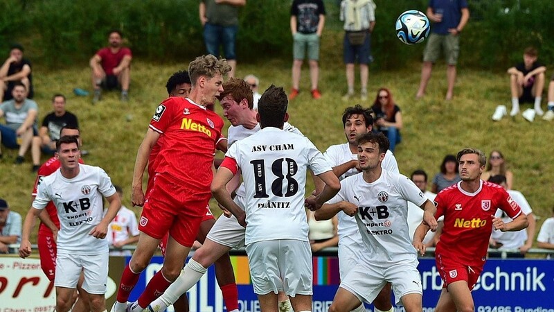 Einen gelungenen Auftritt legten die Chamer gegen den Drittligisten Jahn Regensburg hin.