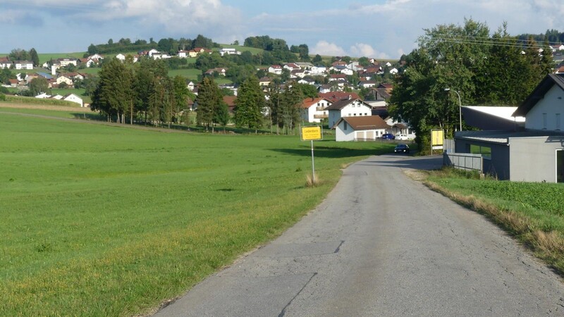 Im Chamerauer Gemeindeteil Lederdorn wird fleißig gebaut.
