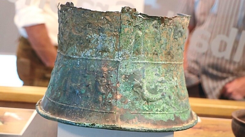 Die Situla von Irlbach - ein aufwendig verziertes Bronzegefäß.