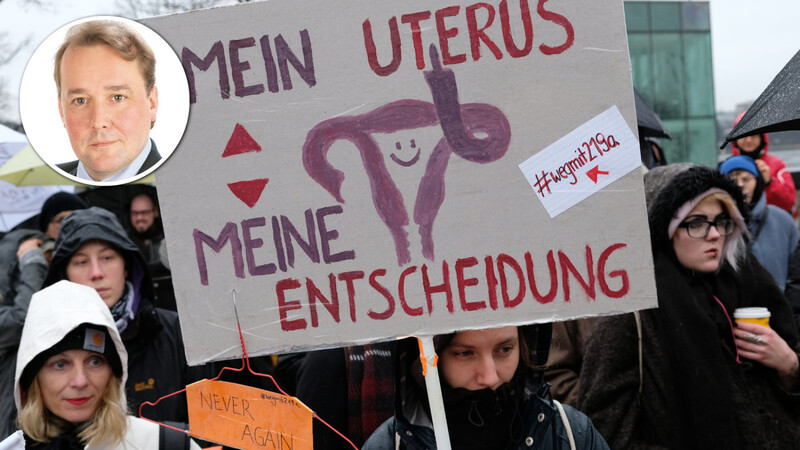 Demonstranten haben am vergangenen Samstag in Hamburg gegen die Paragrafen 218 und 219a demonstriert.