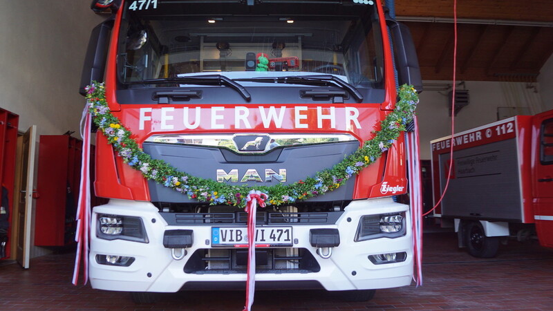 Das neue Mittlere Löschfahrzeug der Feuerwehr Haarbach hat den Funkrufnamen Florian Haarbach 47/1.