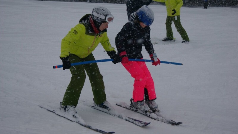 Im Skikurs "Lachende Kinder" wird auf die individuellen Bedürfnisse der Teilnehmer eingegangen.