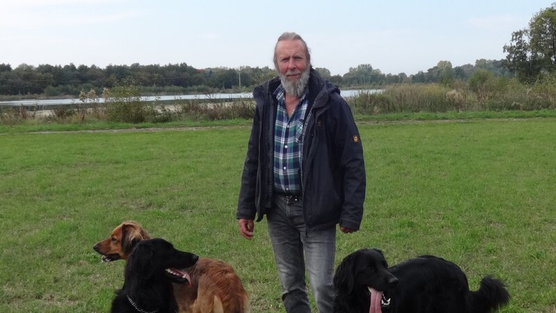 "Fühlt sich der Hund bei seinem Herrchen sicher, so kann er einfach nur Hund sein", sagt Hundetrainer Josef Kerscher.