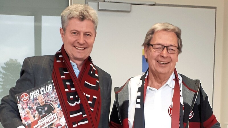 Zwei Clubfans unter sich: Karl-Heinz Mathy (links) und Peter Begert (rechts).