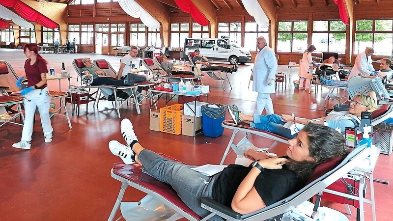 Die Blutspendetermine in der Vilsbiburger Stadthalle wurden gut angenommen.