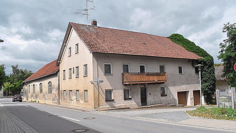 Die geschlossene Bebauung gegenüber dem früheren Gasthaus Jungbräu wurde einer städtebaulichen Rahmenplanung unterzogen.