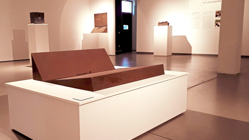 Die Ausstellung von Werken Fritz Koenigs in Flossenbürg ist fein - aber klein. Eine Erweiterung um zwei Werke wird es jedoch nicht geben.