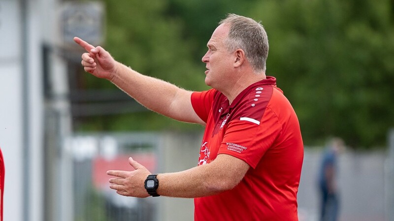 Cheftrainer Jochen Freidhofer haderte besonders mit der Leistung des FSV-Teams in der ersten Halbzeit.