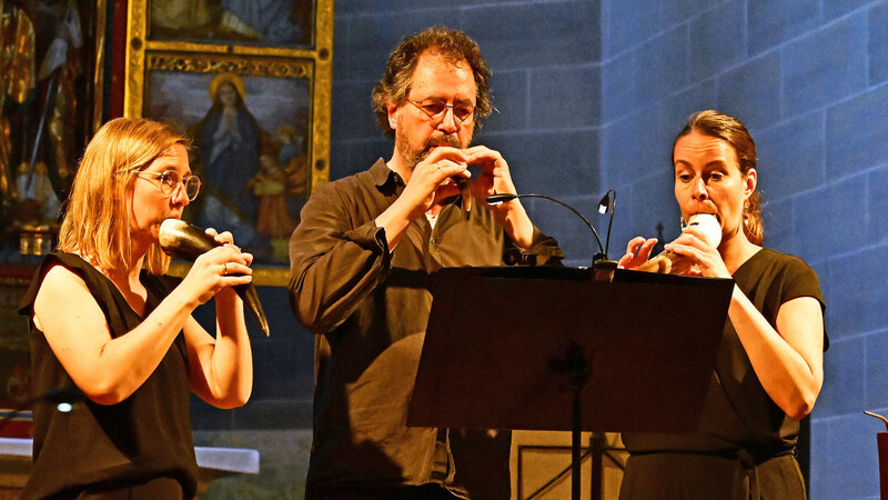 Außergewöhnliche Instrumente wie Gemshörner wurden von der Landshuter Hofmusik virtuos gespielt.