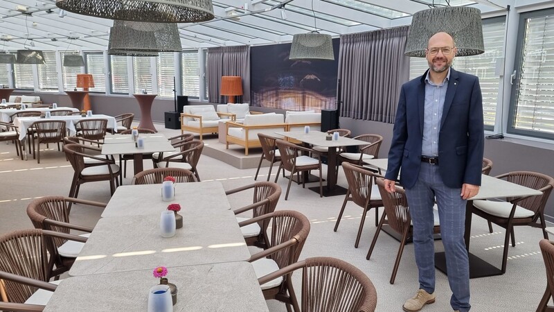 Freut sich über gut besuchte Kultur-Veranstaltungen in der neugestalteten Casino-Lounge: Spielbank-Direktor Andreas Weigert.