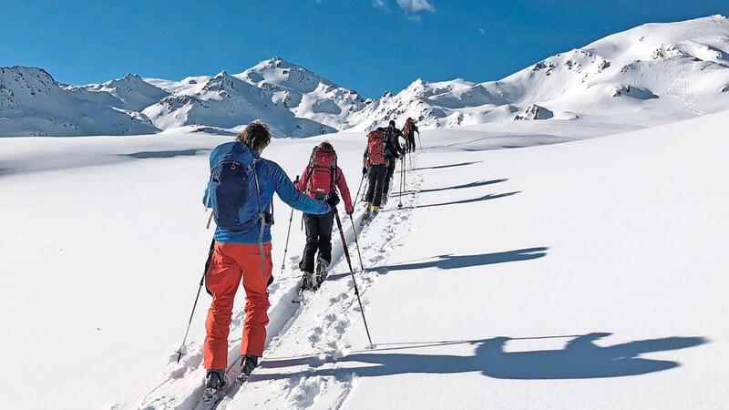 Bei bestem Skitourenwetter gingen die Mainburger auf den Rauenkopf.