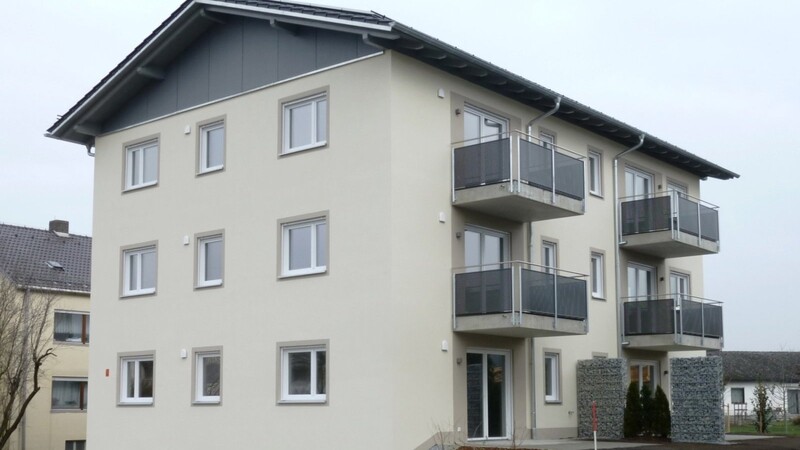 In dem neu erstellten Gebäude in Niederaichbach sind sieben Wohnungen geschaffen worden.