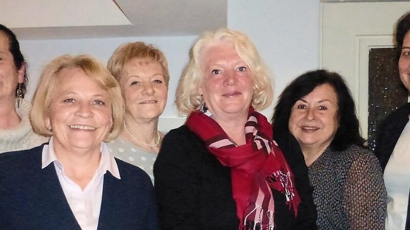 Die neugewählte Vorstandschaft der Frauen-Union Rottenburg mit Hohenthanns Bürgermeisterin Andrea Weiß (r.).