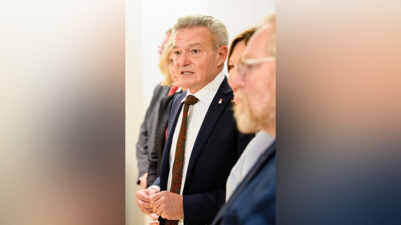 Horst Arnold, SPD-Fraktionsvorsitzender im bayerischen Landtag, spricht bei der Winterklausur im Klausur-Stammsitz Kloster Irsee, von der SPD als "das soziale Gewissen Bayerns".
