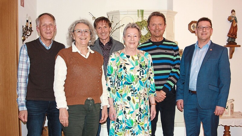 Mit diesem Team geht die Vorsitzende des Vereins Heimat und Museum, Renate Buchberger (vorne Mitte) in die nächste Amtsperiode.