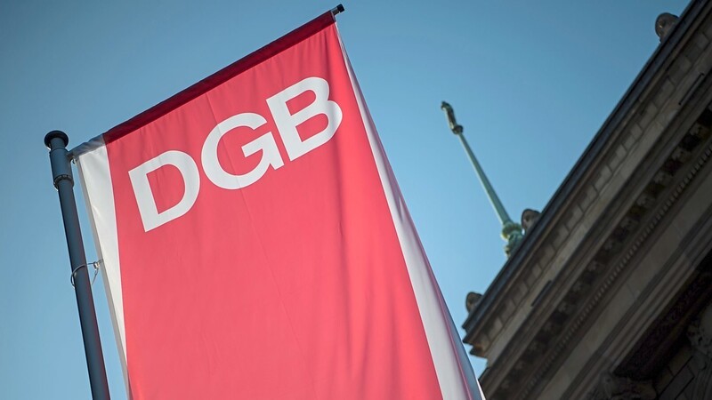 Der DGB Bayern hat die Ergebnisse einer von ihm in Auftrag gegebenen Studie veröffentlicht. Auf dieser Basis fordert der Gewerkschaftsbund, dass die Staatsregierung punktgenaue Investitionen tätigen soll.