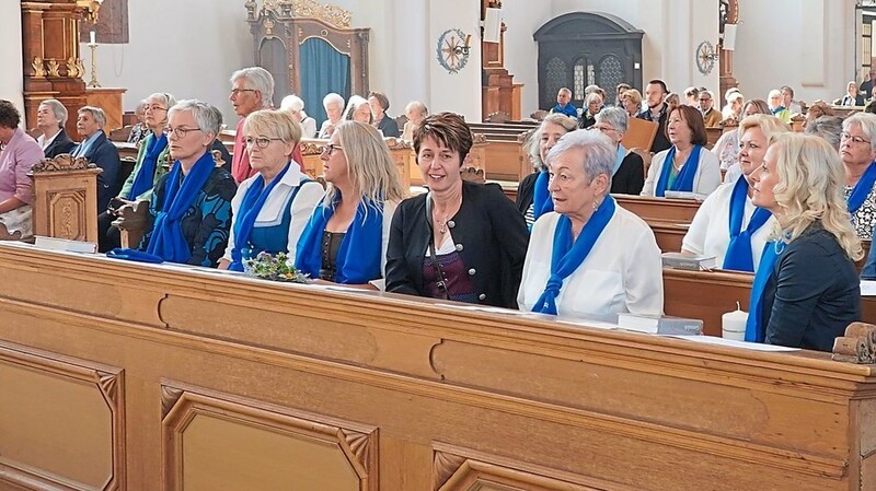 Zum Gottesdienst kamen zahlreiche Frauenbundmitglieder in die Stadtpfarrkirche St. Maria.