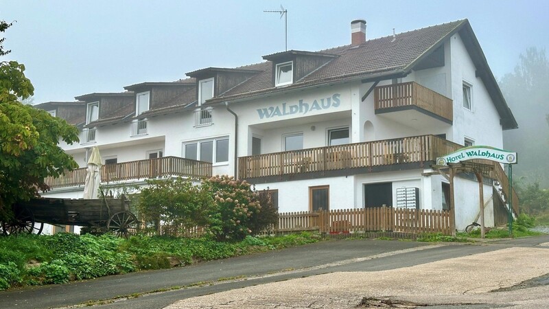 Das einstige Hotel "Waldhaus" soll ab November Flüchtlinge aufnehmen.