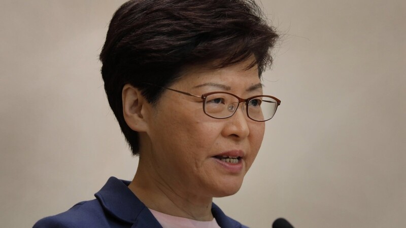 Hongkongs Regierungschefin Carrie Lam hat sich bei ihrem Vorgehen gegen die Demonstranten verschätzt.