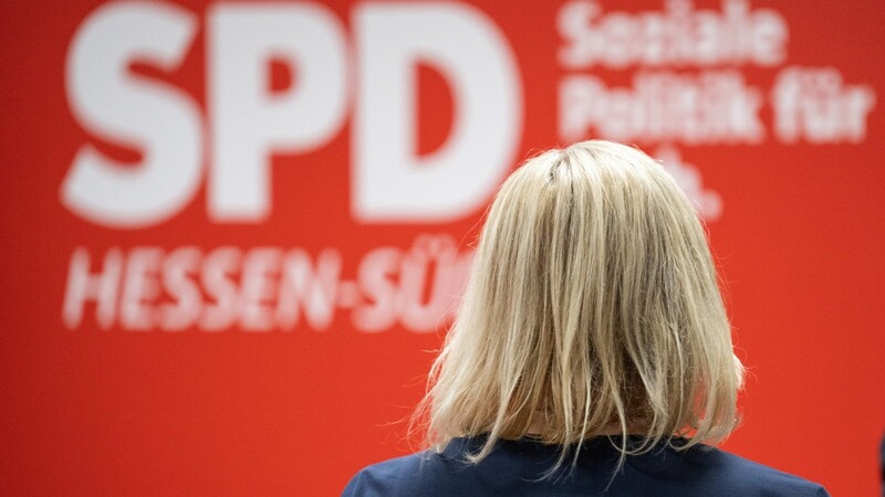 Die SPD hat bei den Landtagswahlen in Bayern und Hessen (Bild: Spitzenkandidatin Nancy Faeser) so schlecht abgeschnitten wie noch nie. In Berlin läuft es ebenfalls nicht gut,